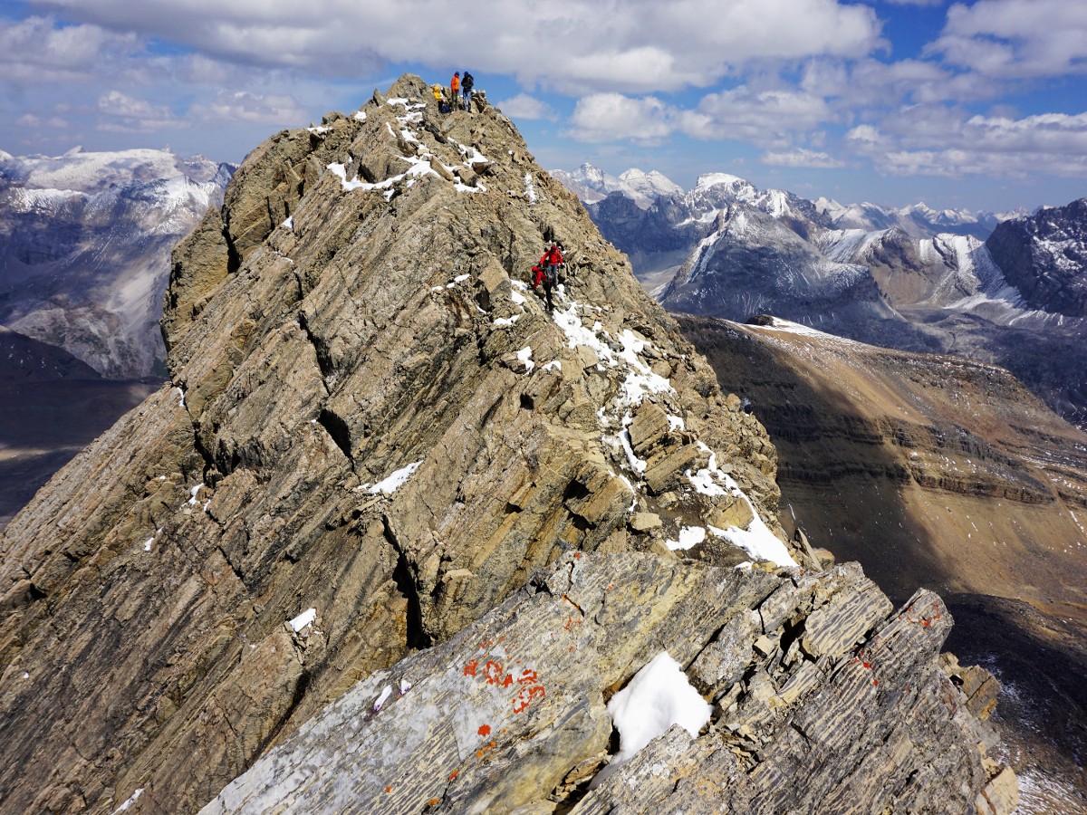 Trail of the Helen Lake and Cirque Peak Hike on Icefields Parkway