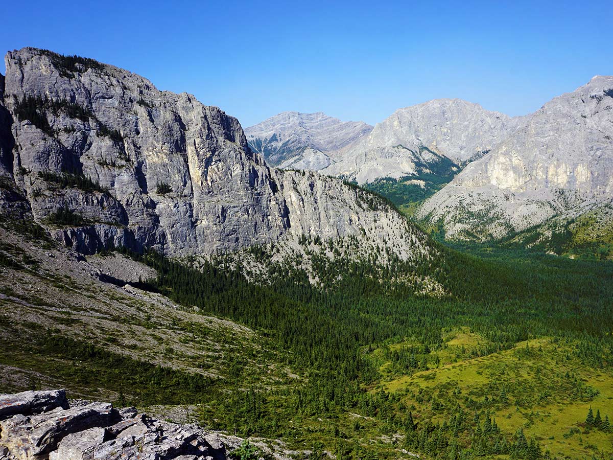 Views from the Mt. Yamnuska Circuit Hike in Canmore, Alberta