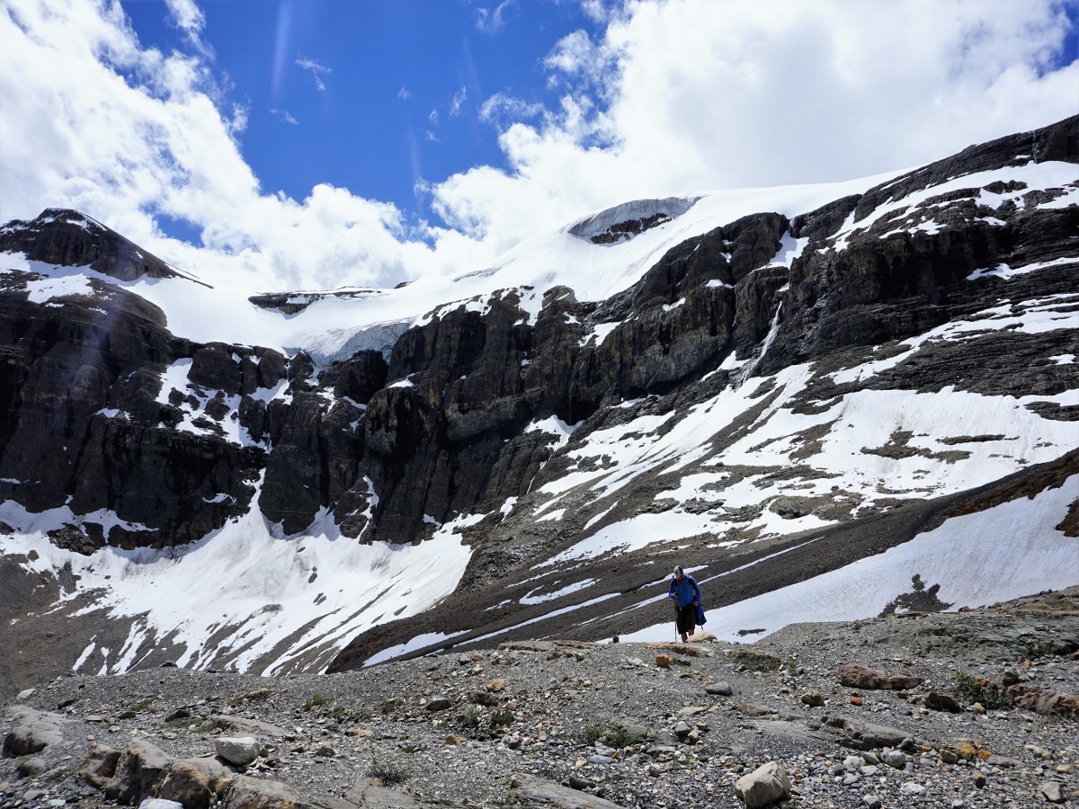 Trail upon the Bow Hut Hike from Icefields Parkway in Banff National Park