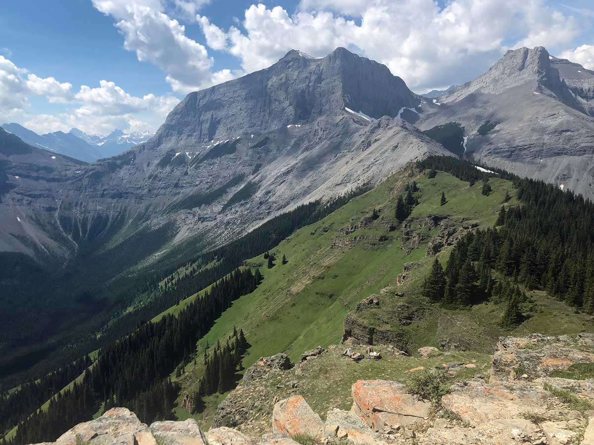 Beautiful scenery from the Wind Ridge hike in Canmore, Alberta