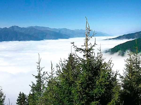 Trail of the Pinzgau Hut Loop hike in Zell am See and Kaprun Valley, Austria