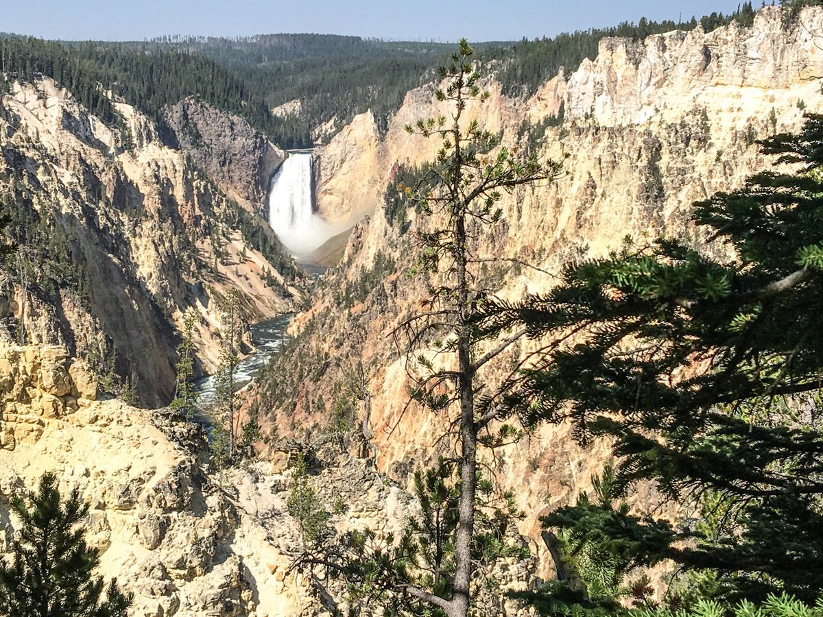 Artist Point to Point Sublime in Yellowstone National Park leads through beautiful waterfalls