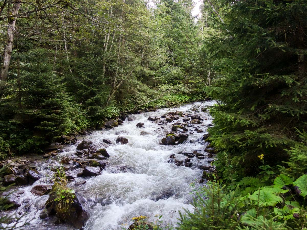 Trail along the river on the Kemater Alm Hike in Innsbruck, Austria