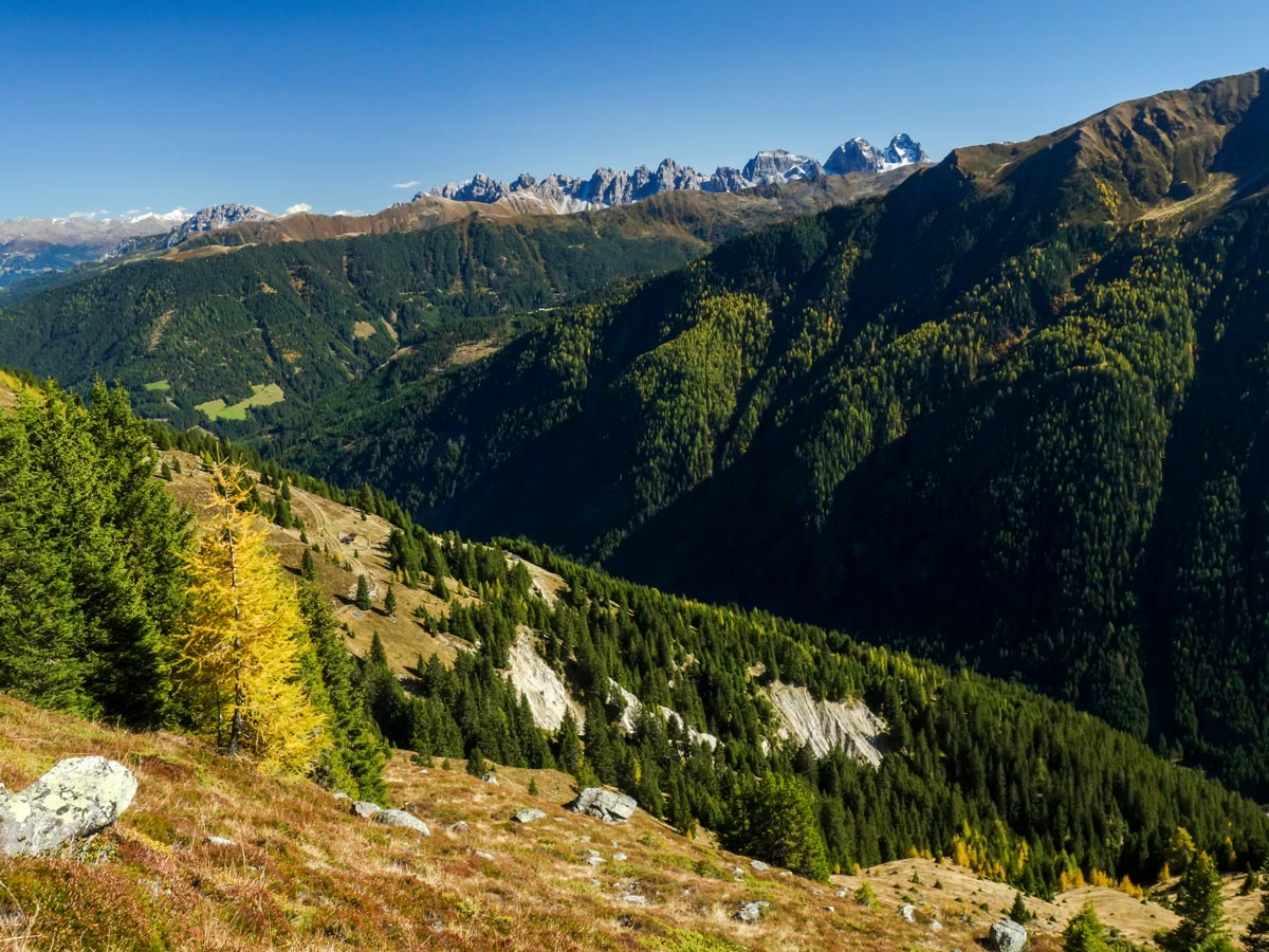 Junction to Rosskogel on Sellraintaler Höhenweg Hike in Innsbruck, Austria