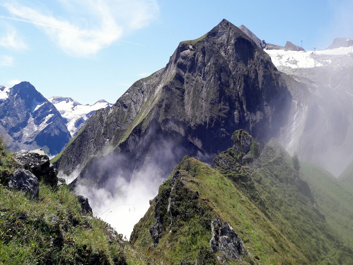 View from the peak of the Glacier lake & Gaisstein Hike in Zell am See - Kaprun, Austria