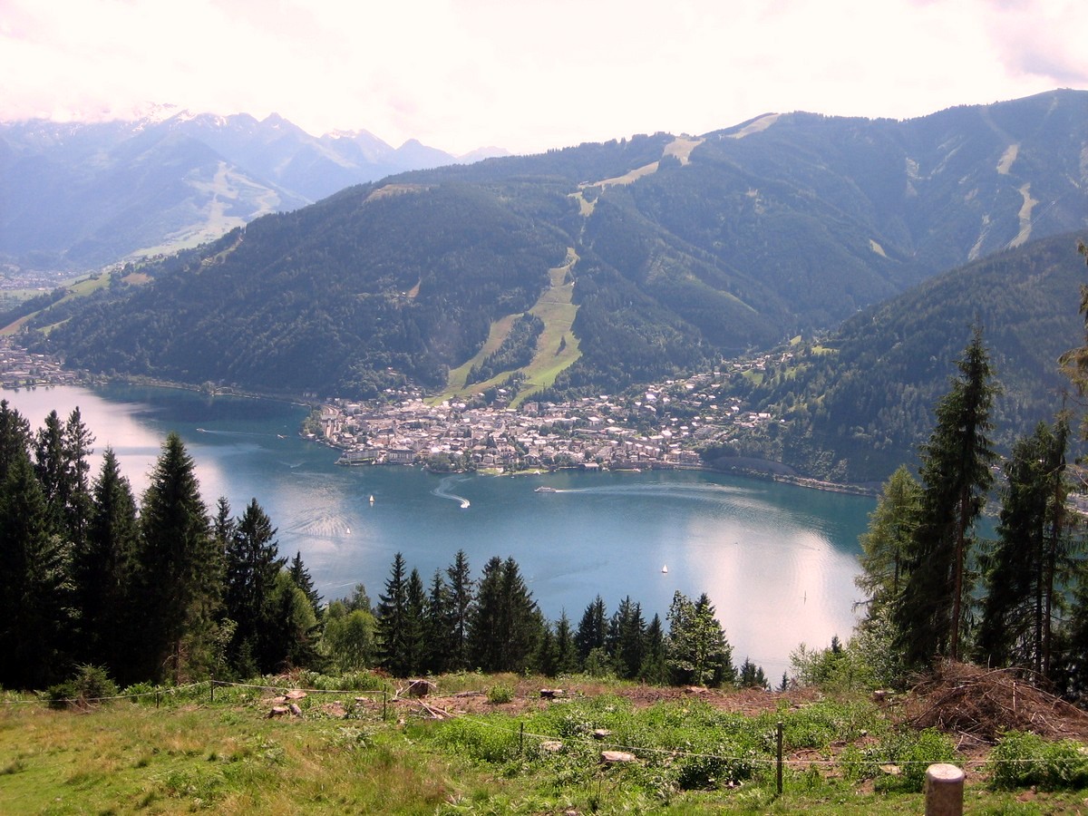 Schwalbenwand hike starts at Zell am See, Austria