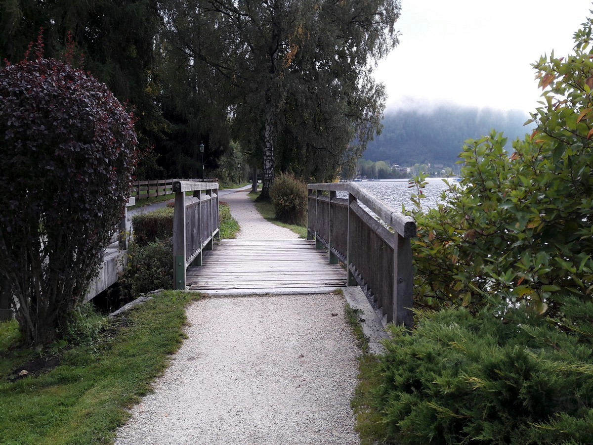 Trail of the Zeller Lake Loop Hike in Zell am See - Kaprun, Austria