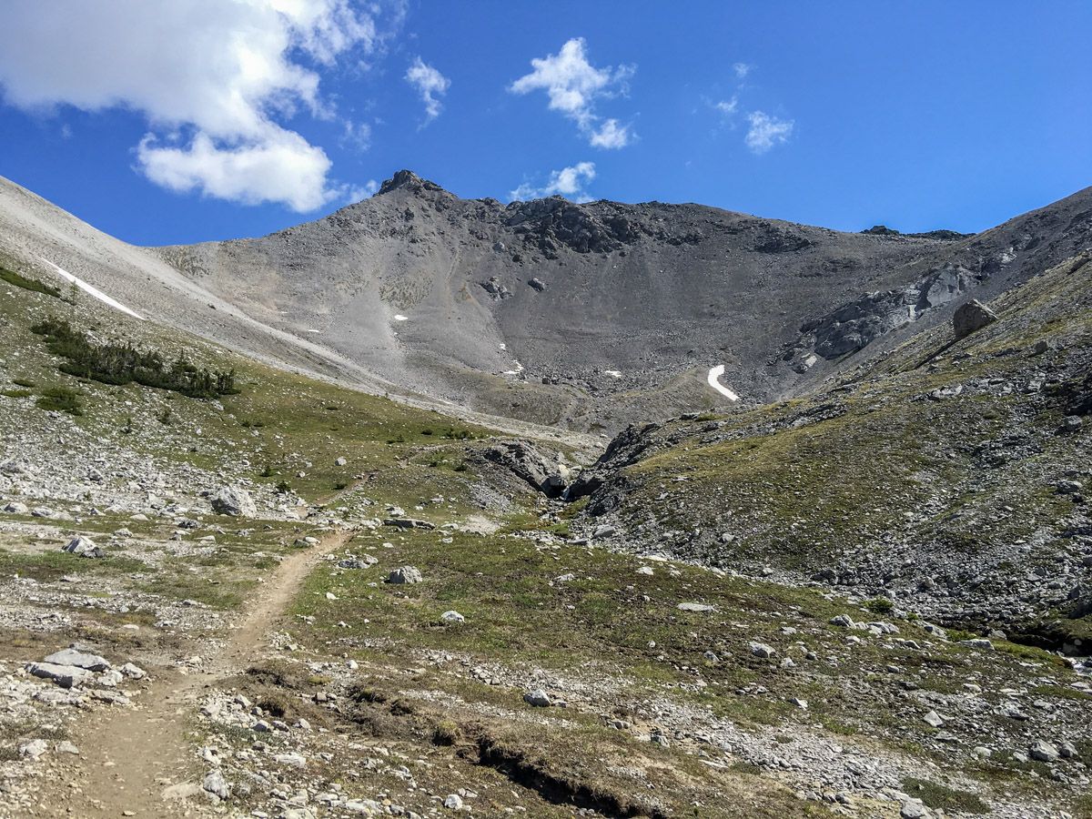 Beautiful views from the Buller Pass Hike from Smith-Dorrien Trail in Kananaskis, near Canmore