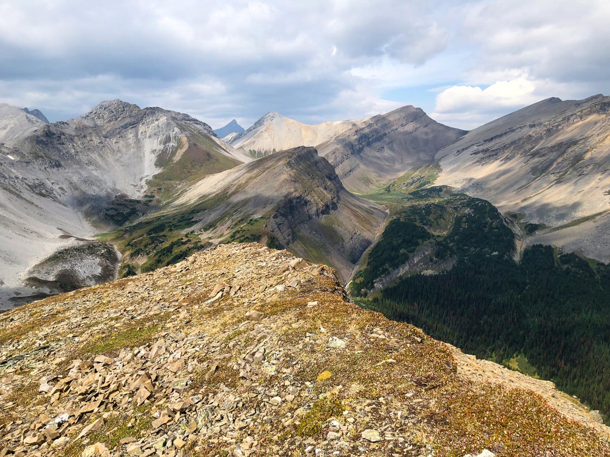 Great views from the Guinn's Pass Hike in Kananaskis, near Canmore