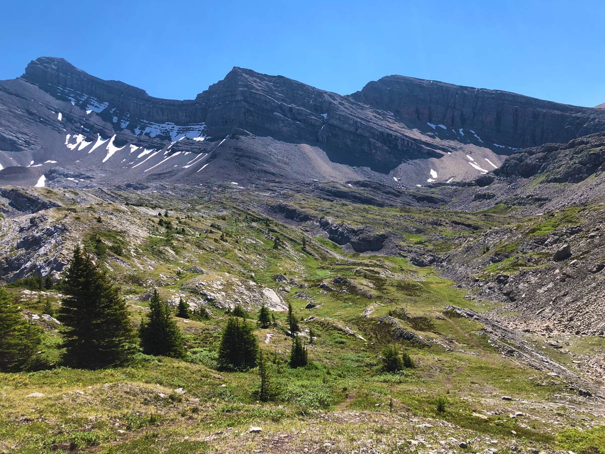 Trail goes up and to the right on the Sparrowhawk Tarns Hike near Smith-Dorrien Trail in Kananaskis, near Canmore