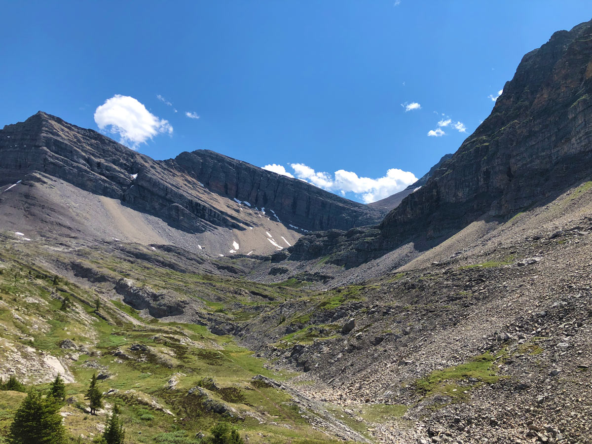 Valley view on the Sparrowhawk Tarns Hike near Smith-Dorrien Trail in Kananaskis, near Canmore