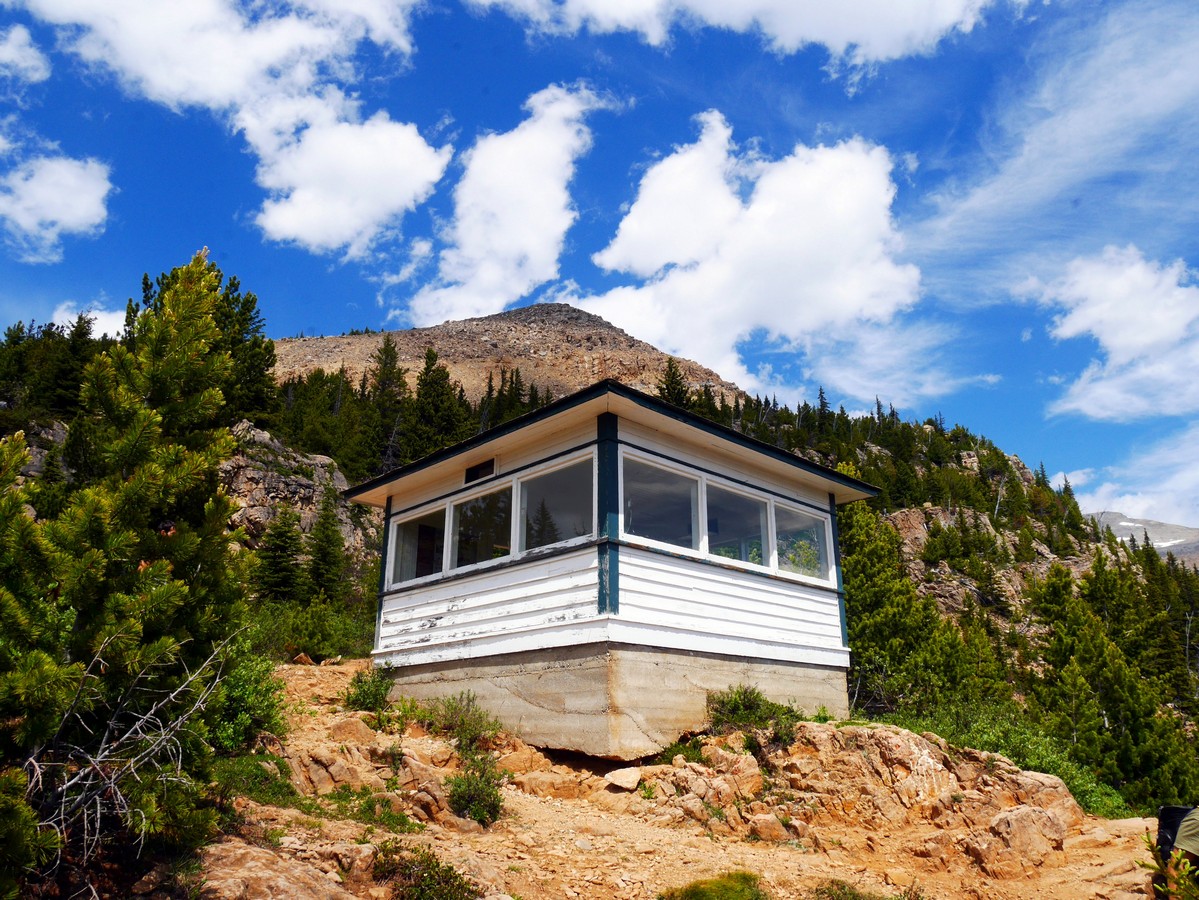Fire lookout cabin on the Paget Lookout & Sherbrooke Lake Hike in Yoho National Park, Canada