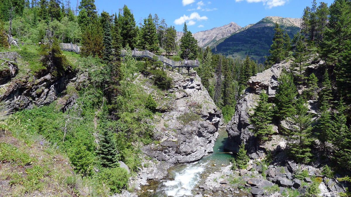 Blakiston Falls viewing platform on the Red Rock Canyon / Blakiston Falls Hike in Waterton Lakes National Park