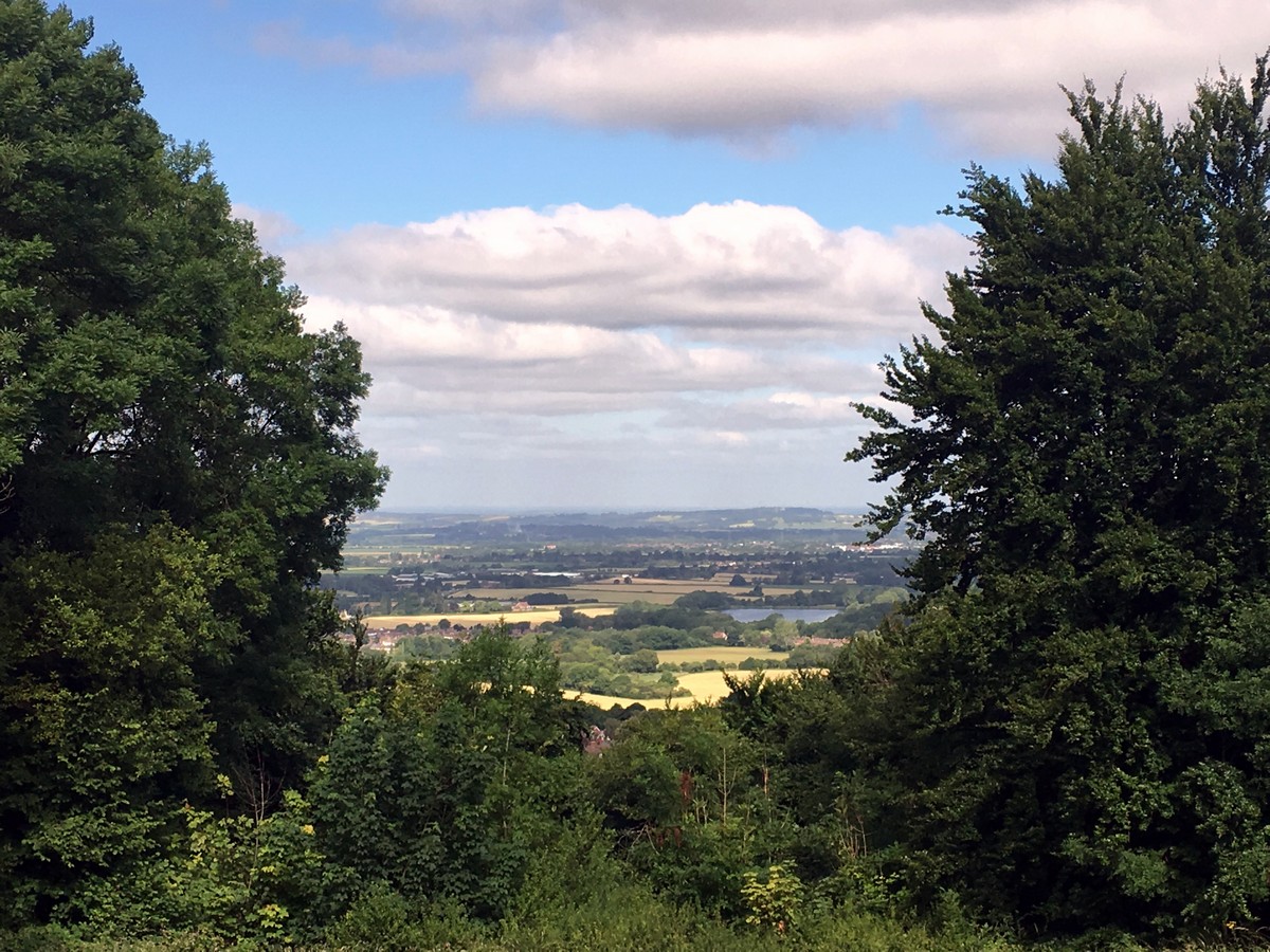 View from Boddington Hill on the Firecrest Loop – Wendover Hike in Chiltern Hills, England