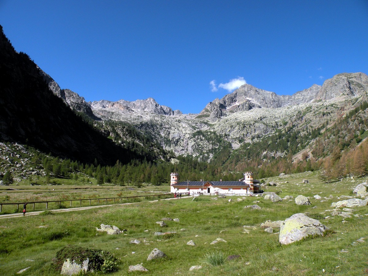 The hunting house of the king on the Giro del Valasco Hike in Alpi Marittime National Park, Italy