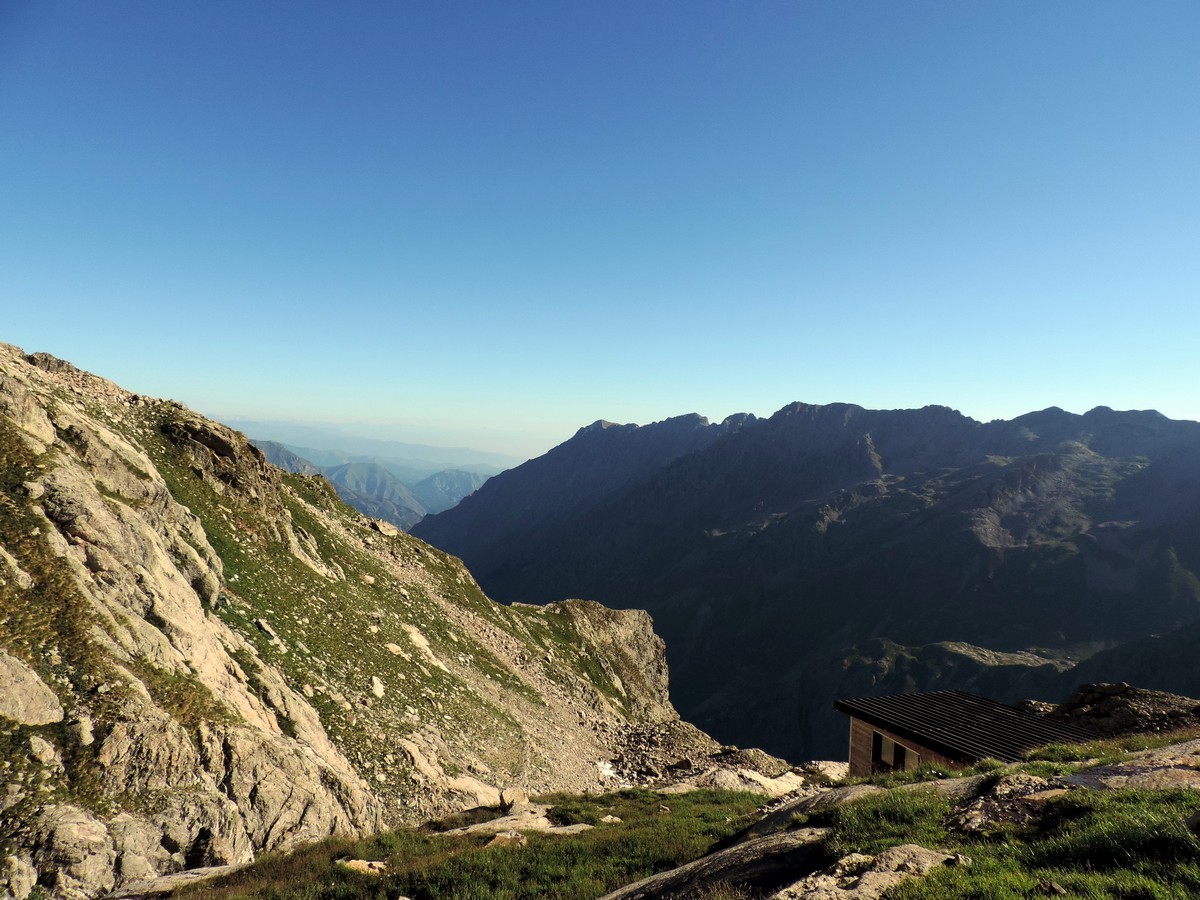 Rifugio Pagarì trail in Italy