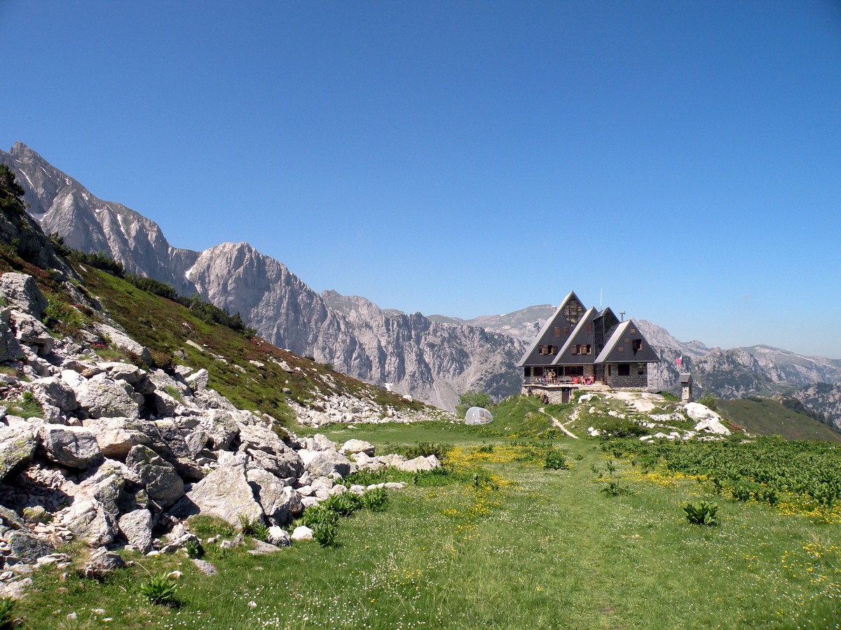 Overview on the refuge on the Rifugio Garelli Hike in Alpi Marittime National Park, Italy