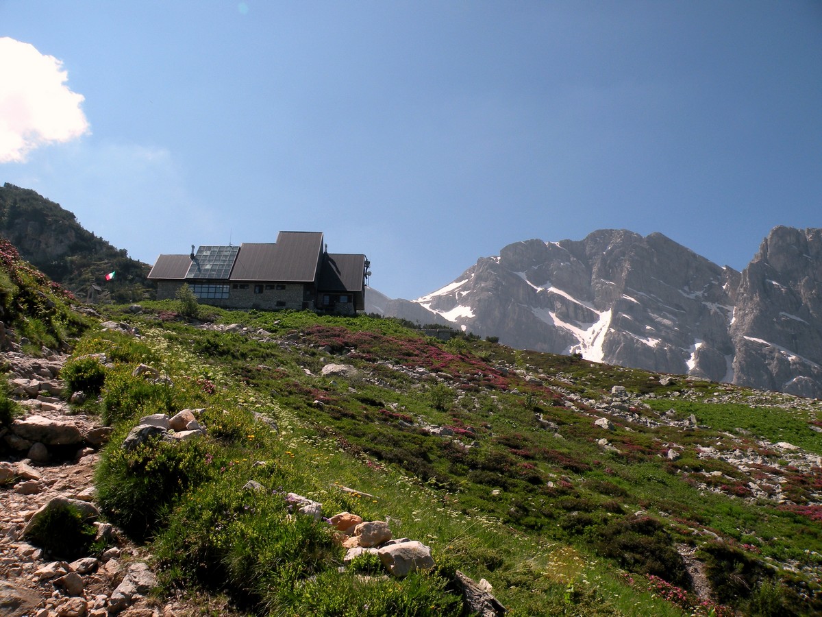 The hut on the Rifugio Garelli Hike in Alpi Marittime National Park, Italy