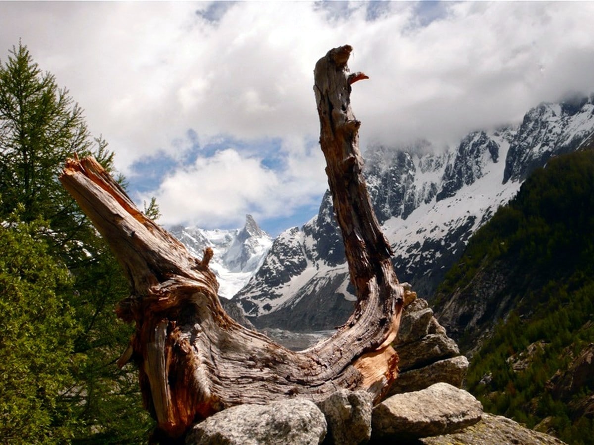 Hiking to Le Chapeau via the Sources de L'Arveyron