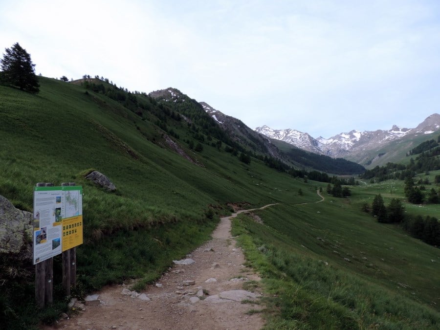 The beginning of the Lauzanier Hike in Mercantour National Park, France