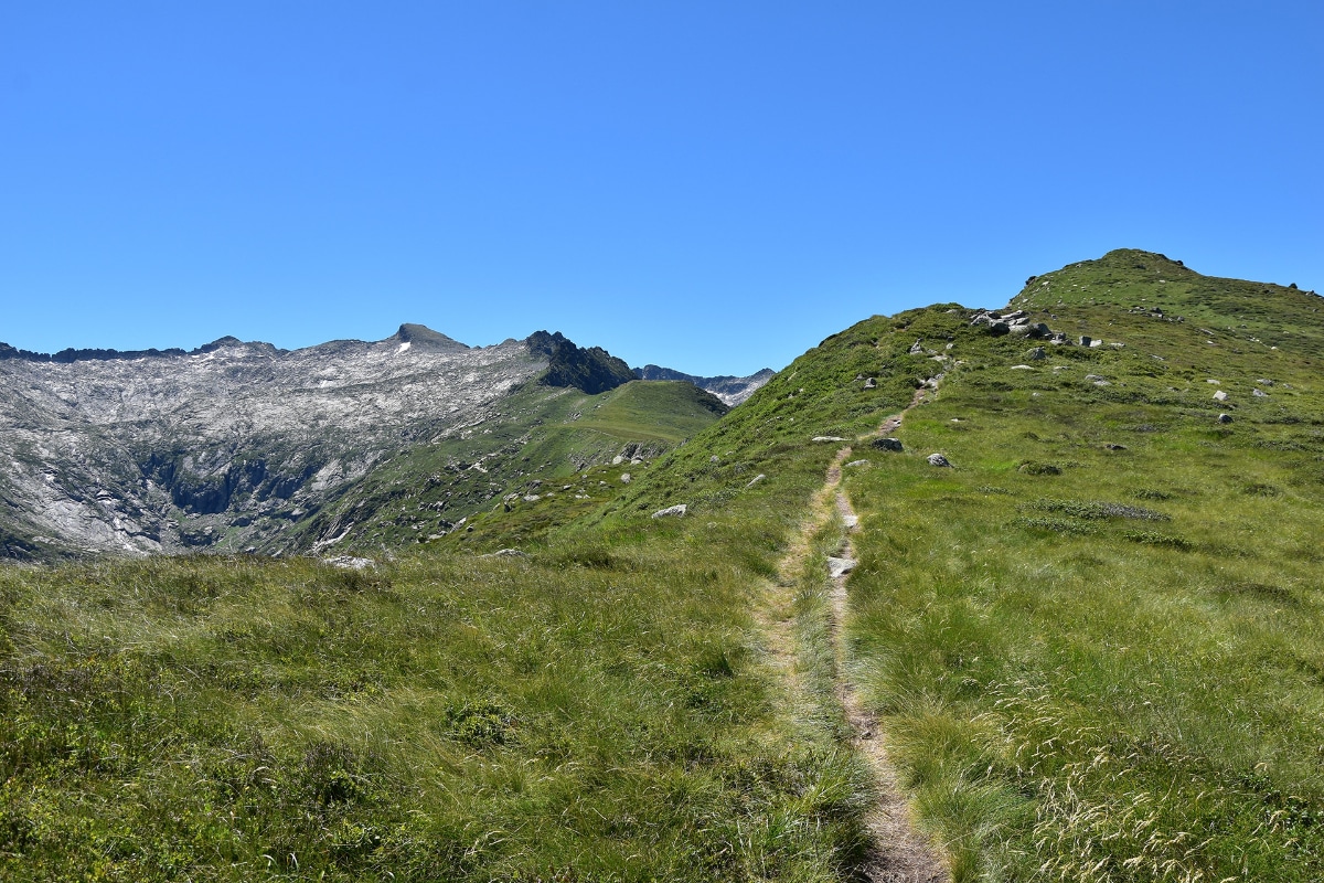 Approaching the summit of the Pic des Planes