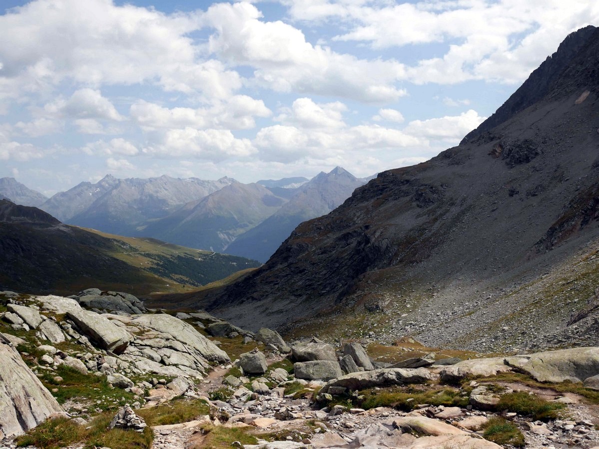 Trail between the refuge and the Col on the Col d'Aussois & Pointe de l’Observatoire Hike in Vanoise National Park, France