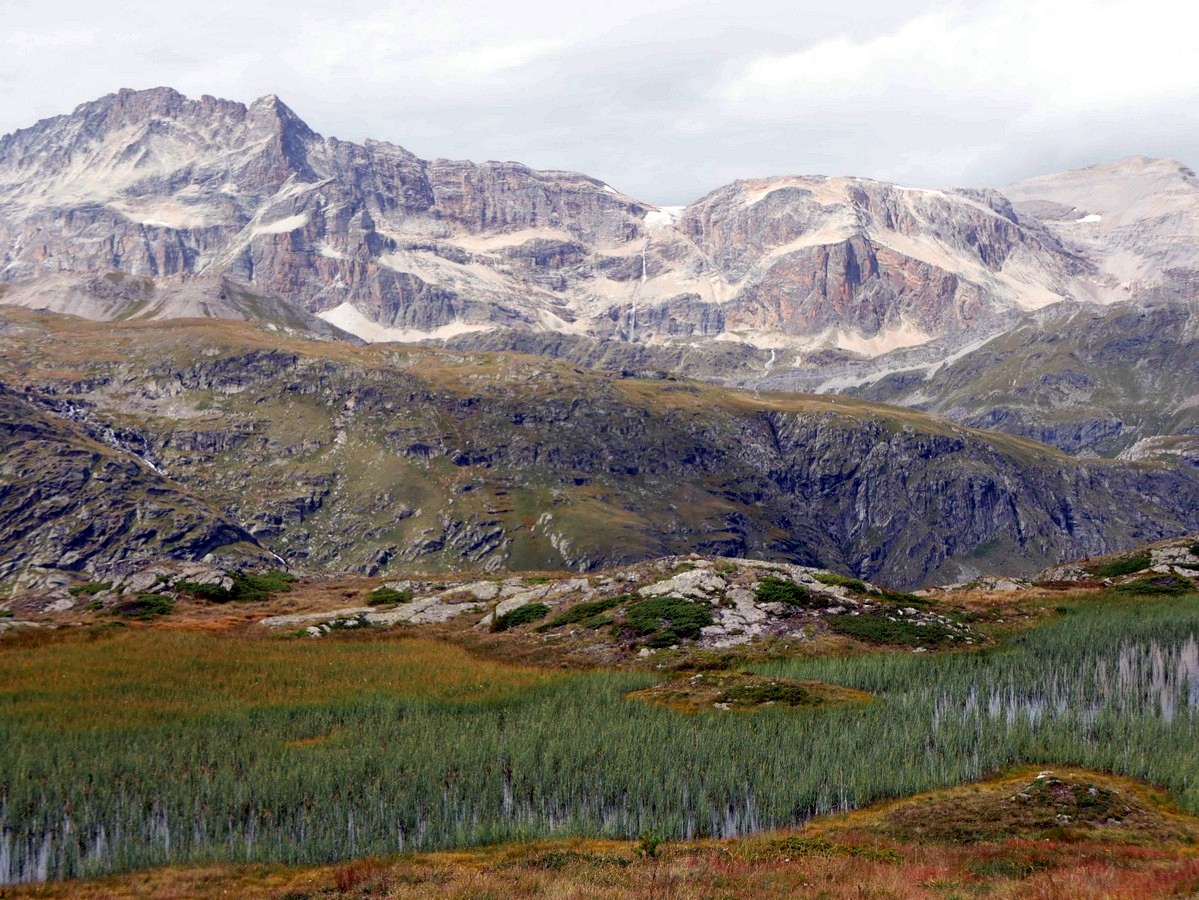 Lake Bellecombe view from the Lac Blanc de Termignon Hike in Vanoise National Park in France