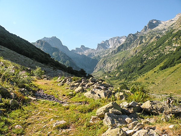 Lago del Vei del Bouc trail in Alpi Marittime National Park, Italy
