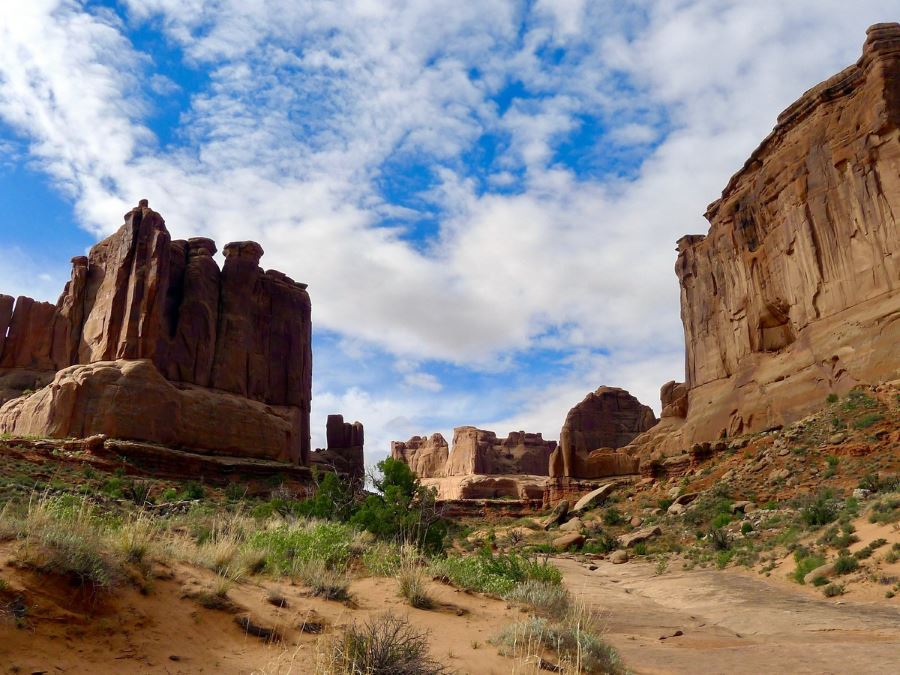 Park Avenue Hike should be included when planning your trip to Moab
