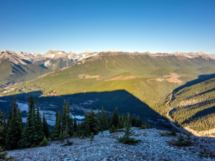 Beautiful ridge on the ForgetMeNot Ridge Hike near Bragg Creek, Calgary