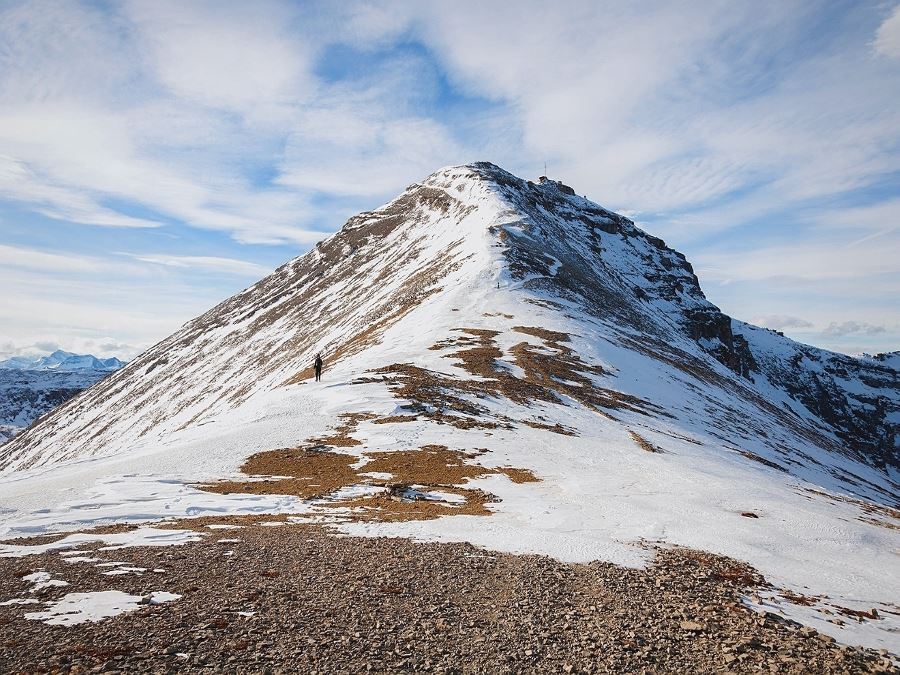 Trail  on the snowy peak on the Moose Mountain Hike from Bragg Creek, Kananaskis