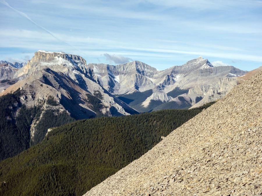 Mountain view from the Nihahi Ridge Hike from Bragg Creek, Kananaskis