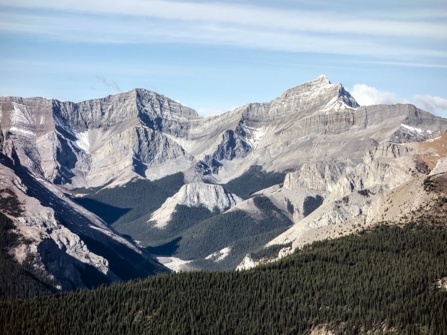 Scenery from the top of the Nihahi Ridge Hike from Bragg Creek, Kananaskis