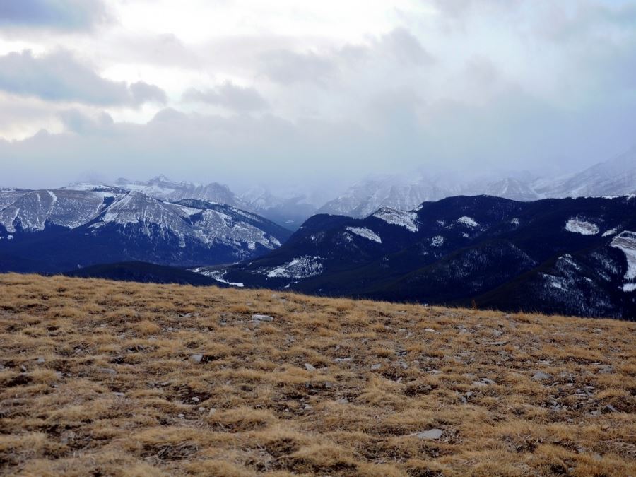 Beautiful mountains on the Prairie Mountain Hike from Bragg Creek, Kananaskis