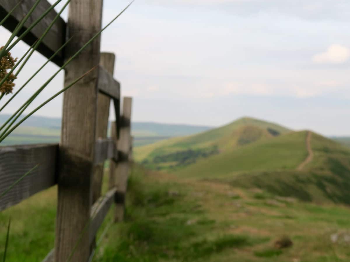 Heather on the Great Ridge and Win Hill Hike in Peak District, England