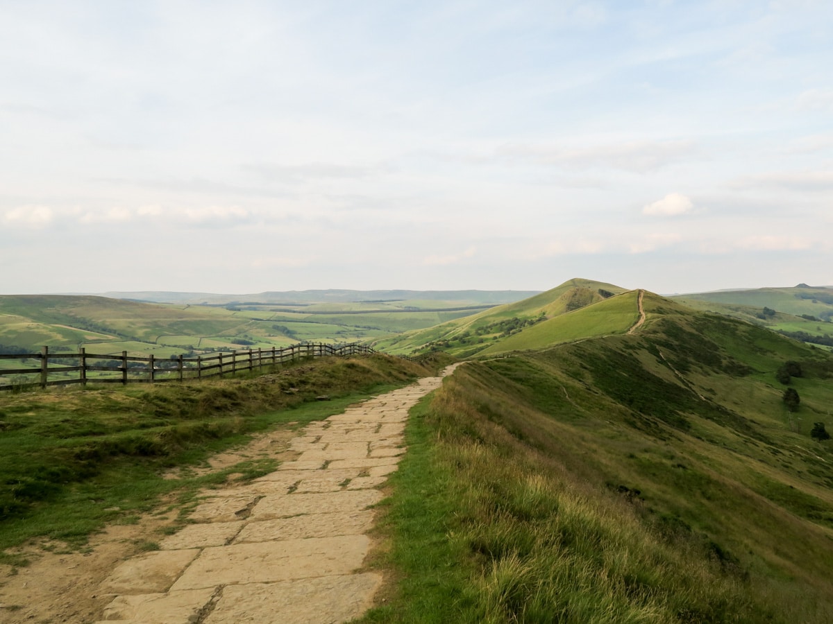 Descent to Hollins Cross on Mam Tor Circular Hike in Peak District, England
