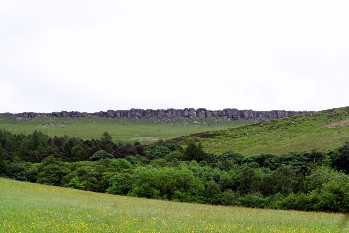 Panoramic views on the uphill from the Stanage Edge from Hathersage Hike in Peak District, England