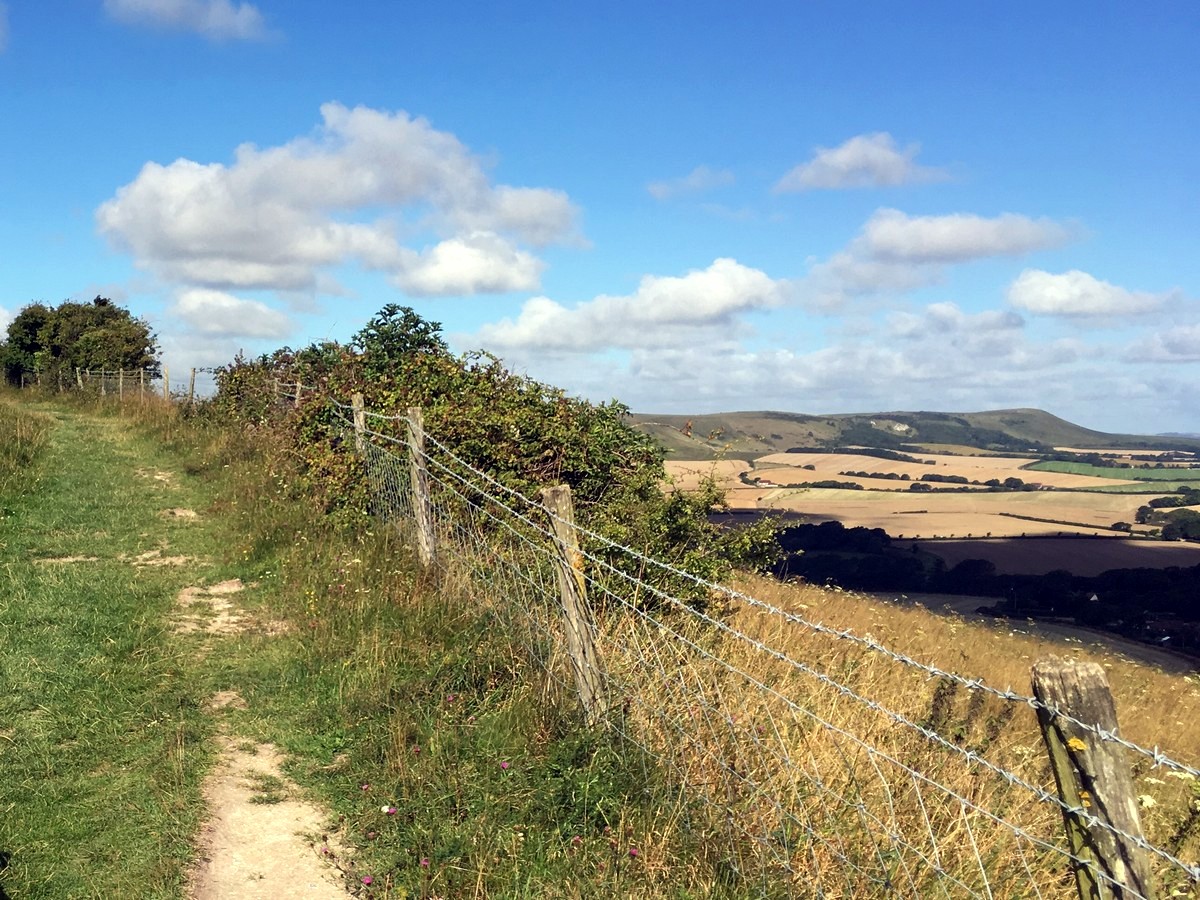 Views of Wendover hill from the Long Man of Wilmington to Alfriston Hike in South Downs, England