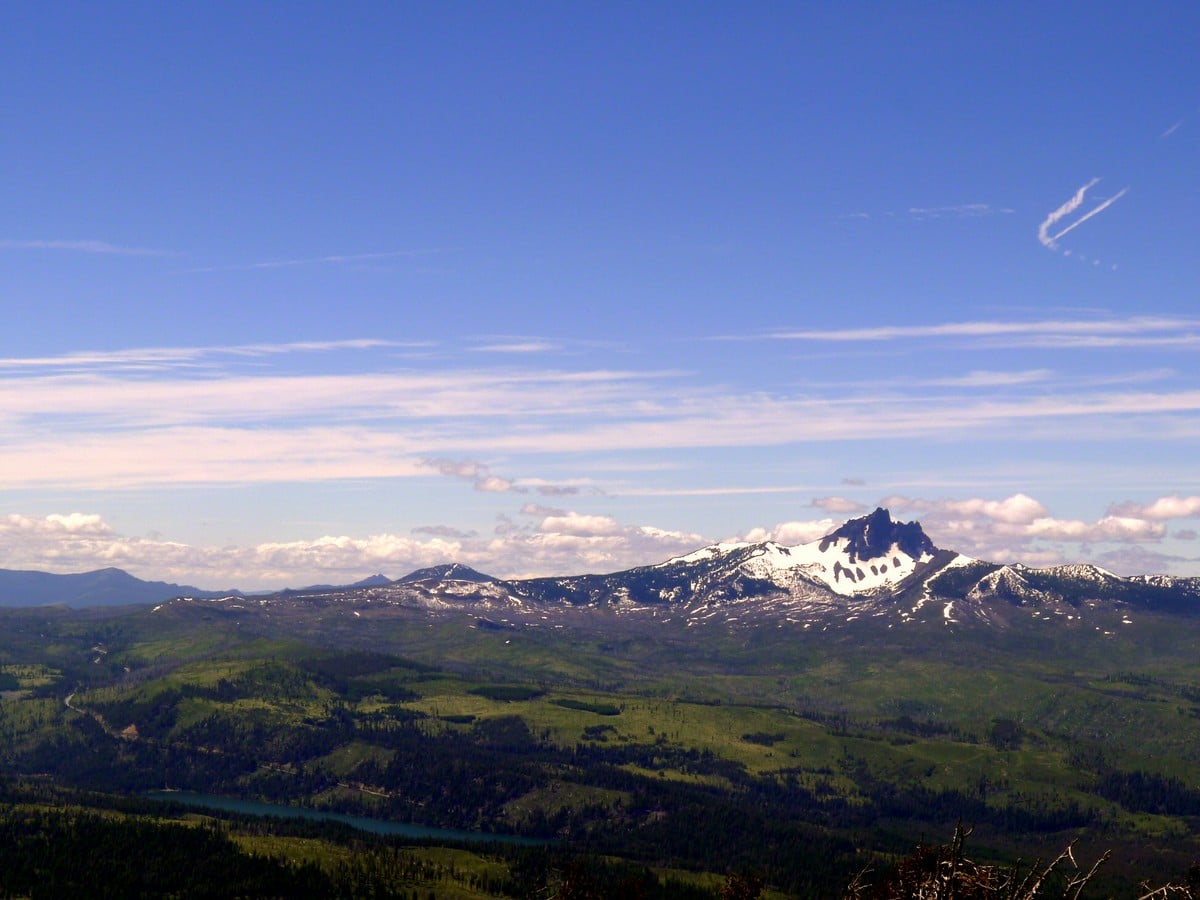 Mt Washington view from the Black Butte Hike near Bend, Oregon