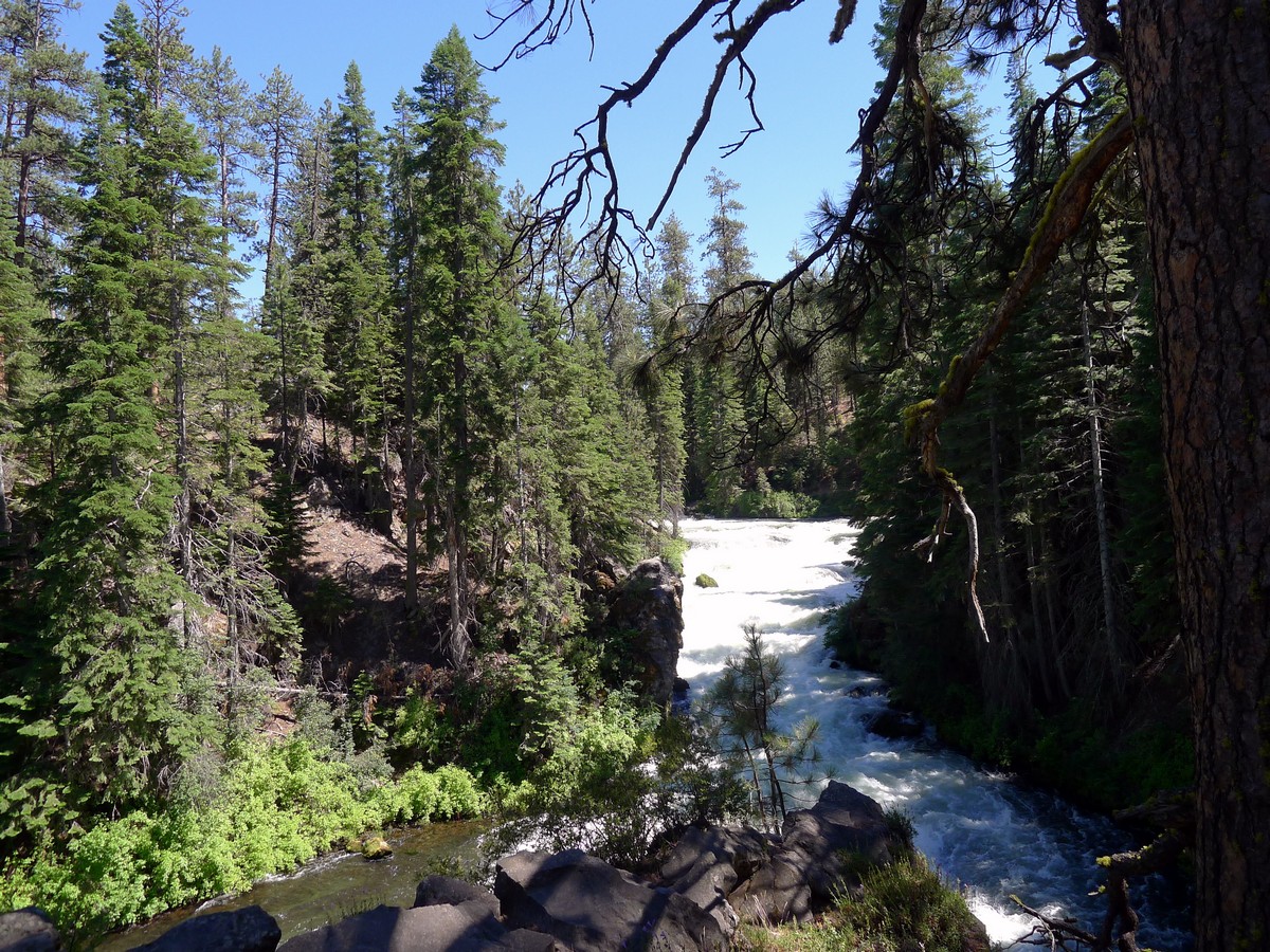 Benham Falls Hike near Bend, Oregon, USA