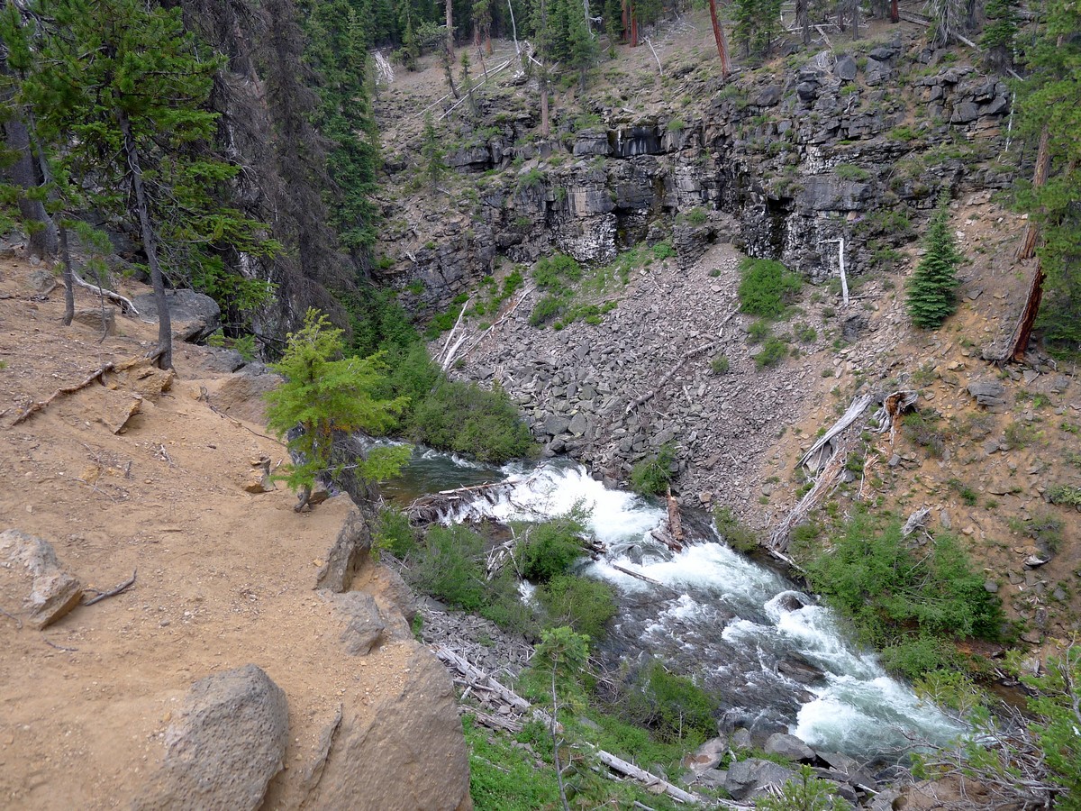 Fast moving river on the Tumalo Falls Hike near Bend, Oregon