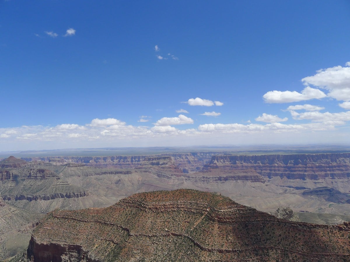 Overlook to the rim on the Cape Final Hike in Grand Canyon National Park, Arizona