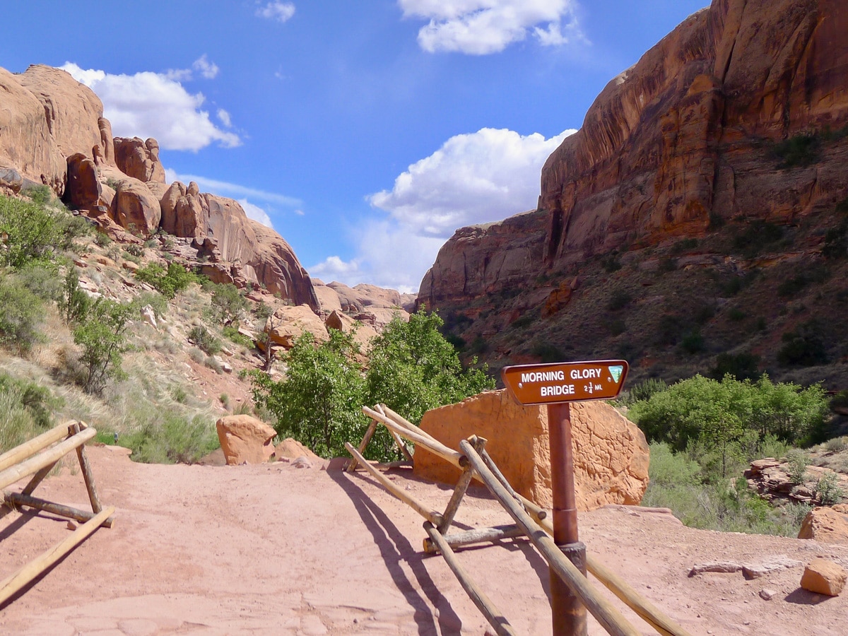 Trailhead of Grandstaff Trail hike near Moab, Utah