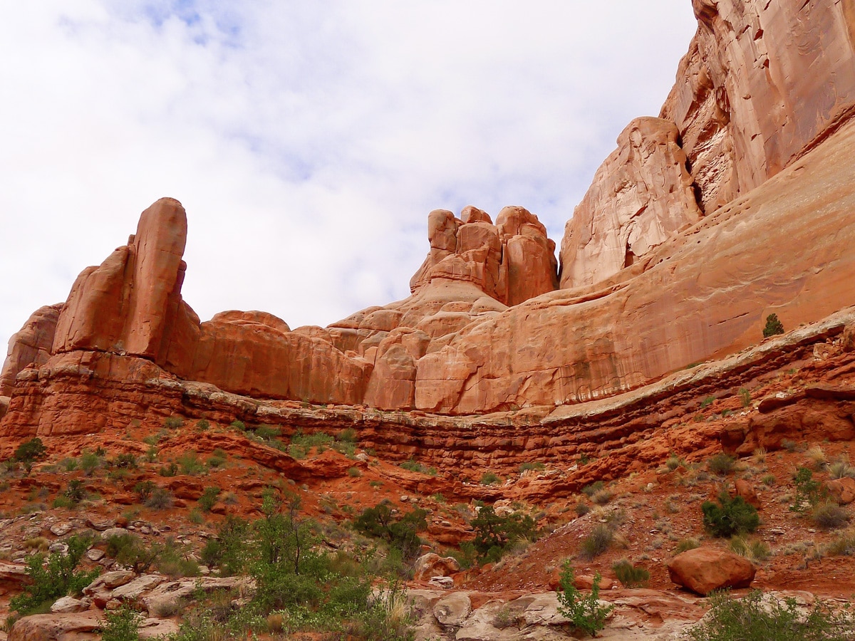 Amazing canyon walls surrounding Park Avenue hike in Arches National Park, Utah