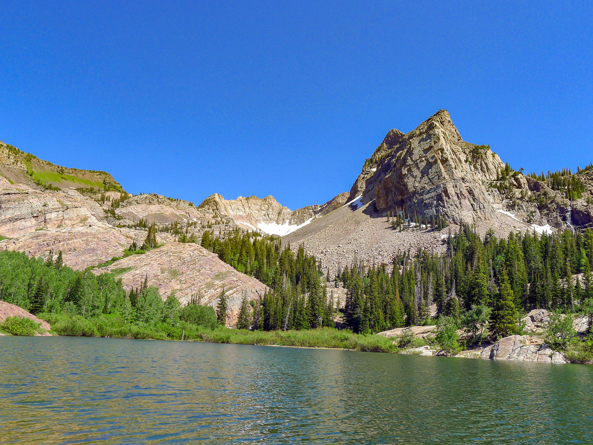 Lake Blanche hike near Salt Lake City is surrounded by beautiful mountains