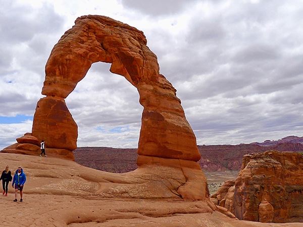 Delicate Arch hike in Arches