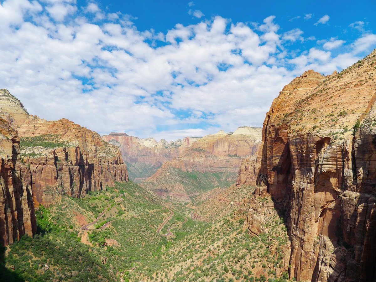 Canyon Overlook hike in Zion National Park leads to amazing overlook