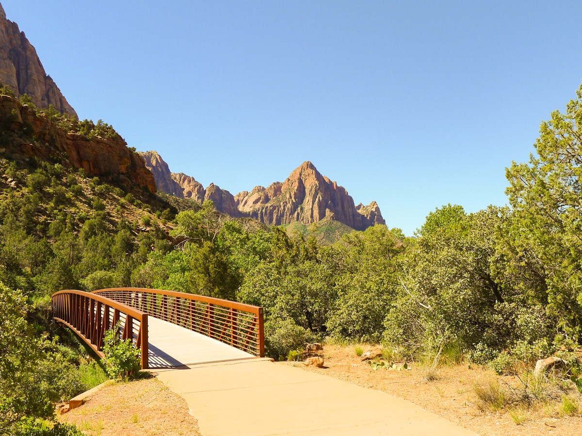 Footbridge on Pa'rus River Trail hike in Zion National Park