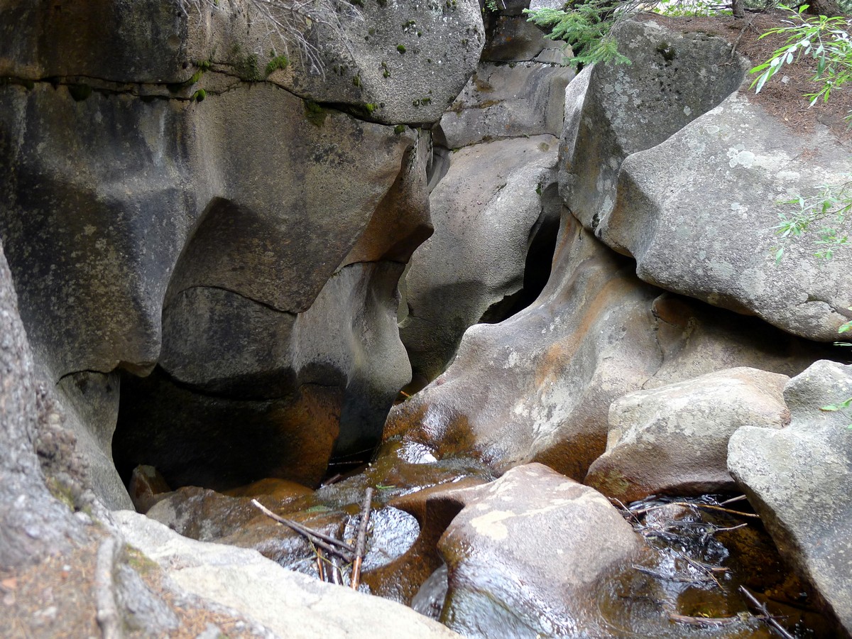 Rock formations on the Grottos Loop hike near Aspen, Colorado
