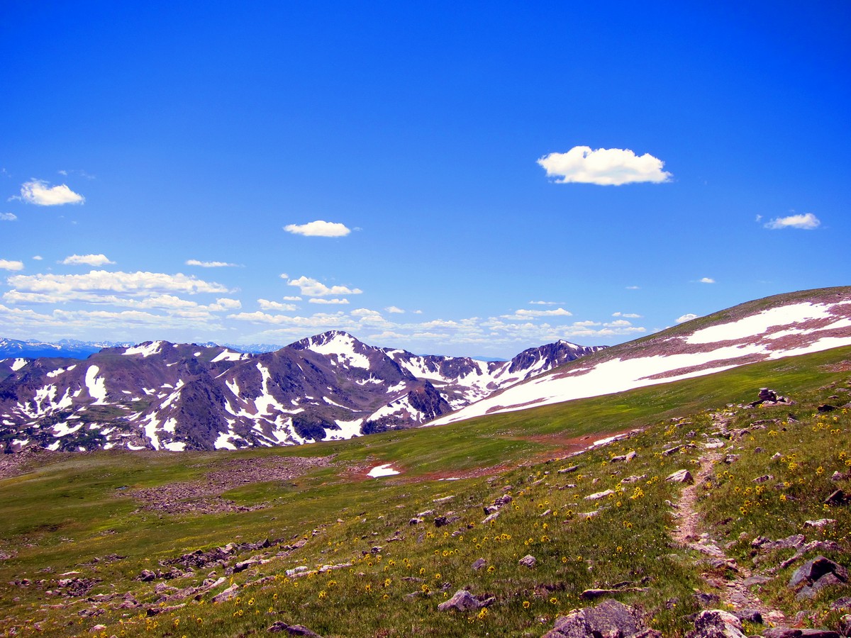 Arapaho Glacier Trail Hike in Indian Peaks has great panoramic views